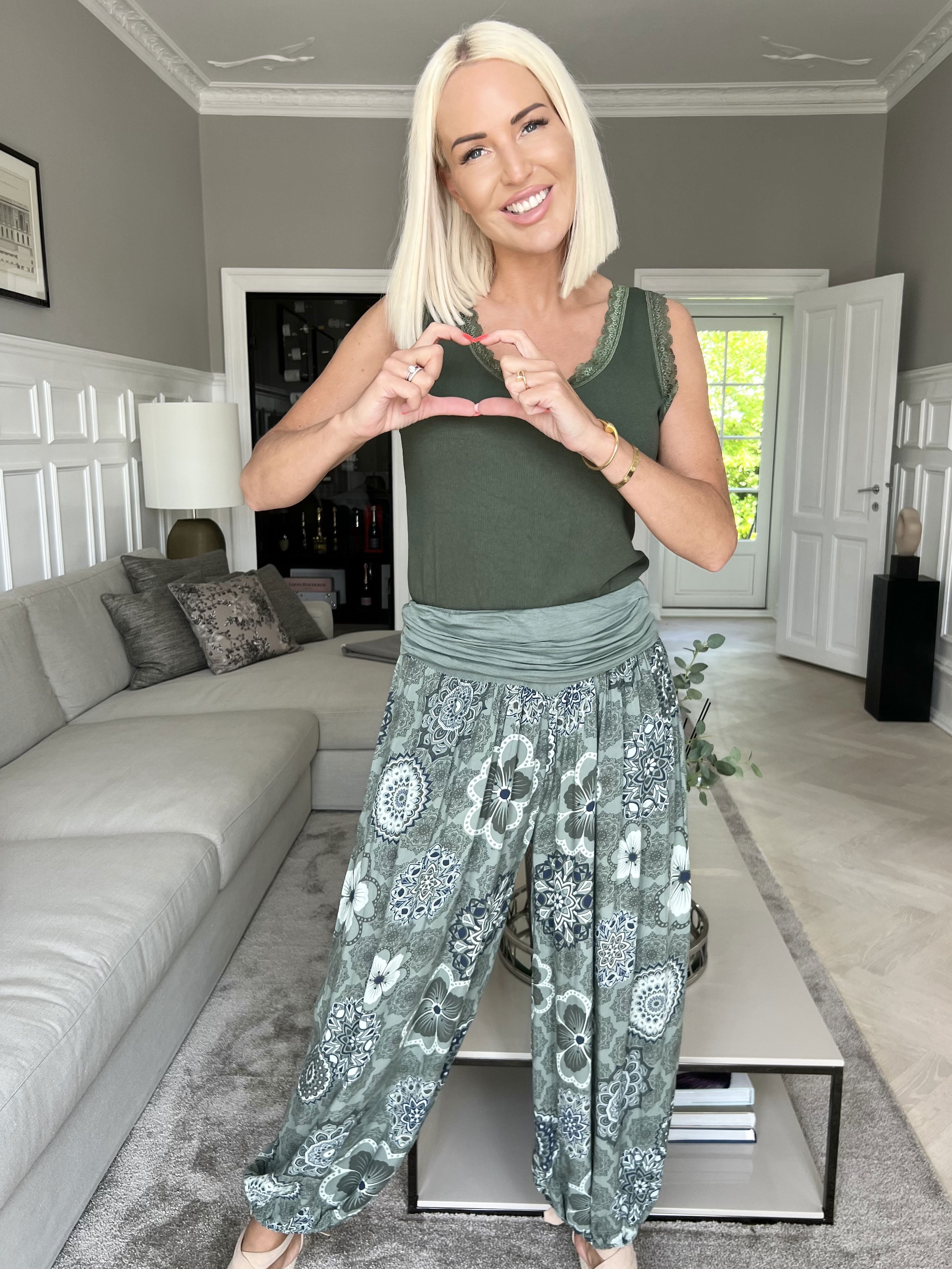 Vibe Pattern - Lette og løse bukser med elastikkant i livet